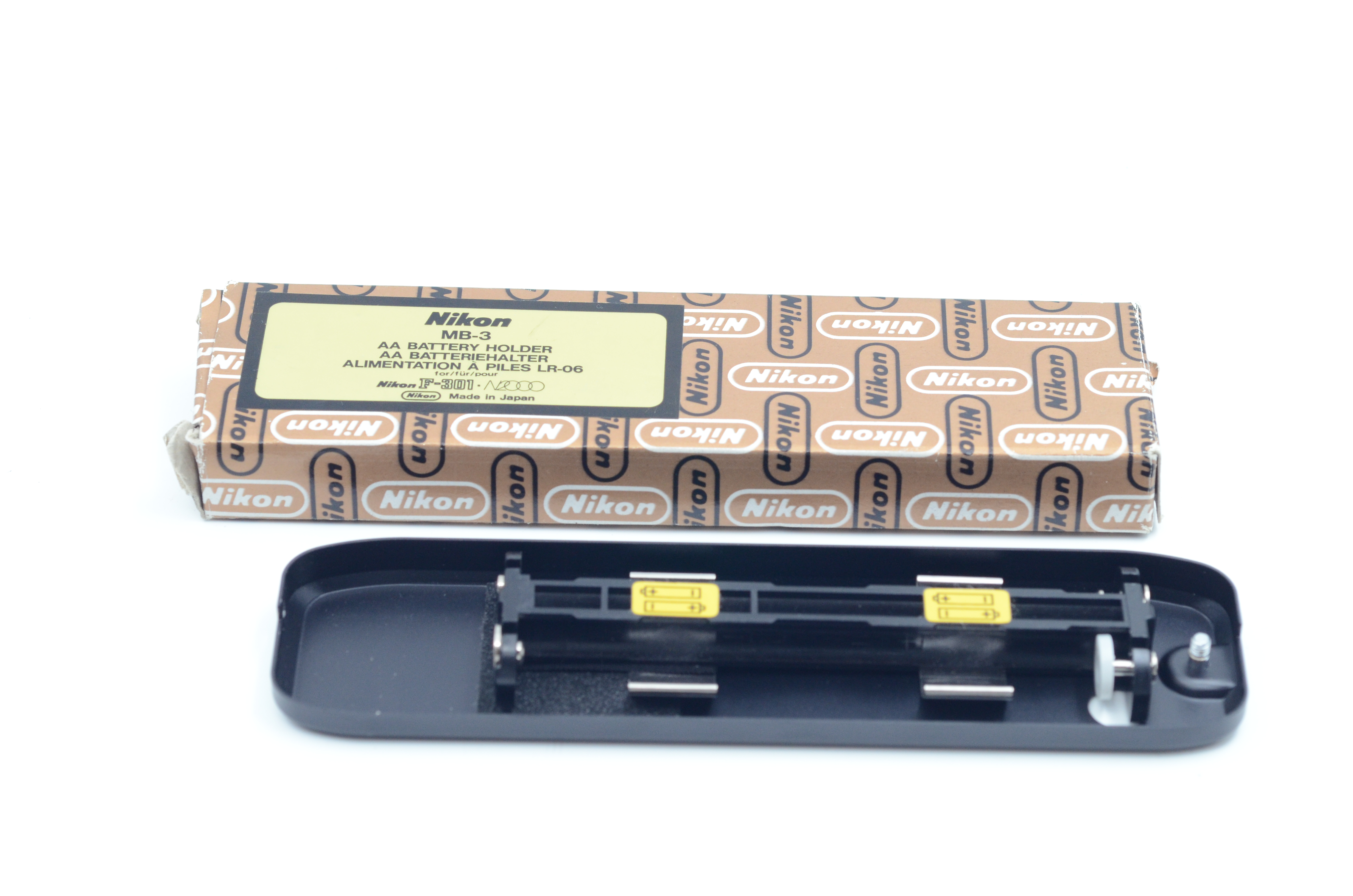 Nikon MB-3 AA Battery Holder F/ F301, N2000 Questions & Answers