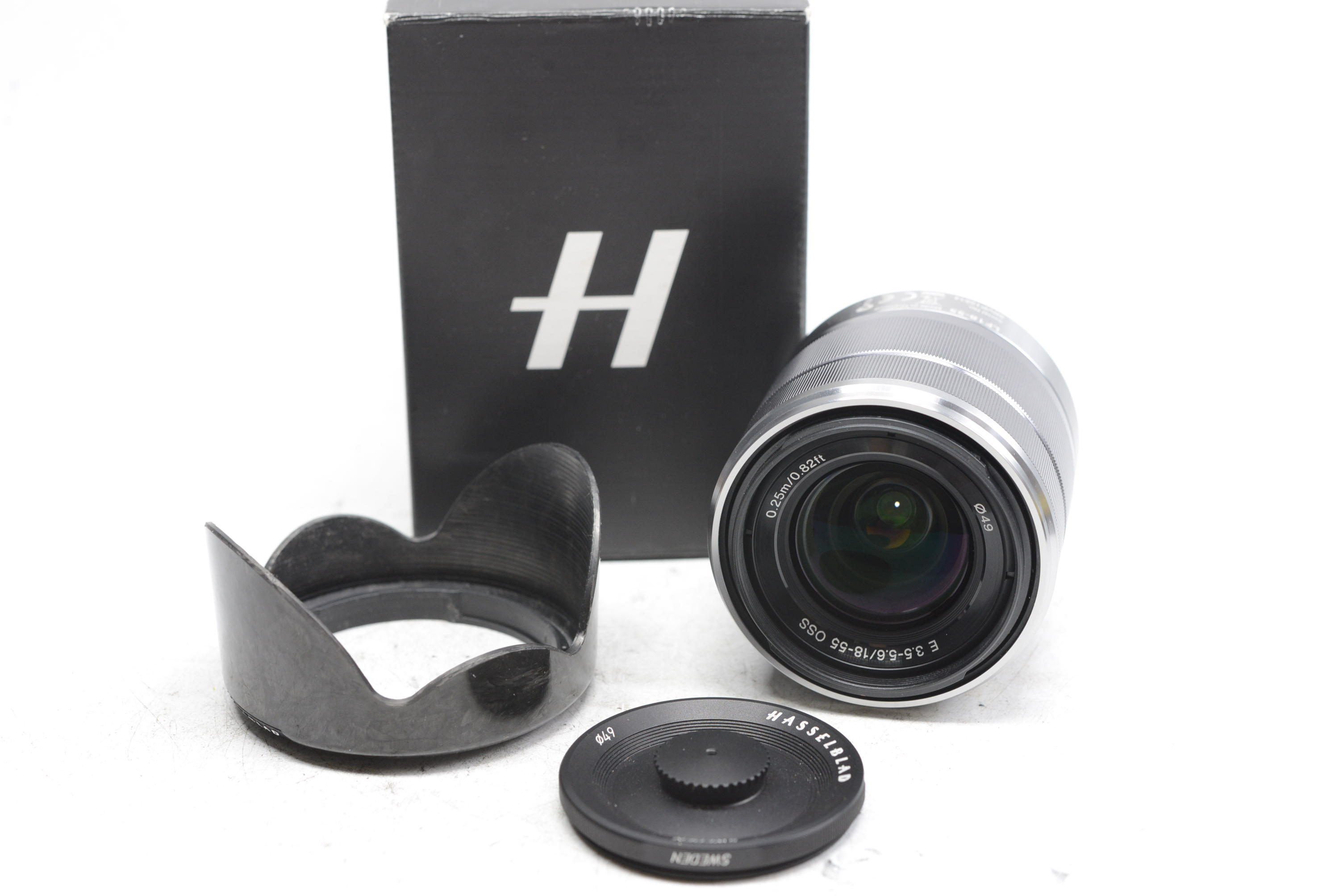 Pre-Owned - Hasselblad - LF 18-55mm F/3.5-5.6 OSS Lens for E-Mount(ACE63925) Questions & Answers